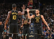 开云APP-勇士全队施展团队合作实力，轻取对手