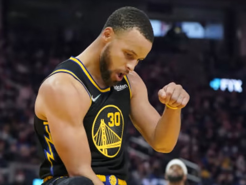 包含勇士惊险胜爵士，完成惊天大逆转的词条