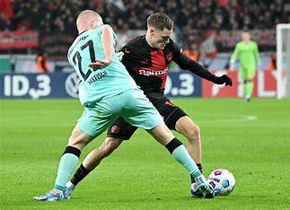 柏林赫塔客场战平,保持不败战绩 柏林赫塔客场战平,保持不败战绩