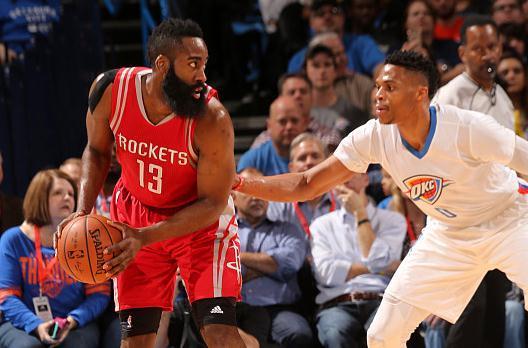 关于焦点大战：高尔夫上演巅峰碰撞的信息