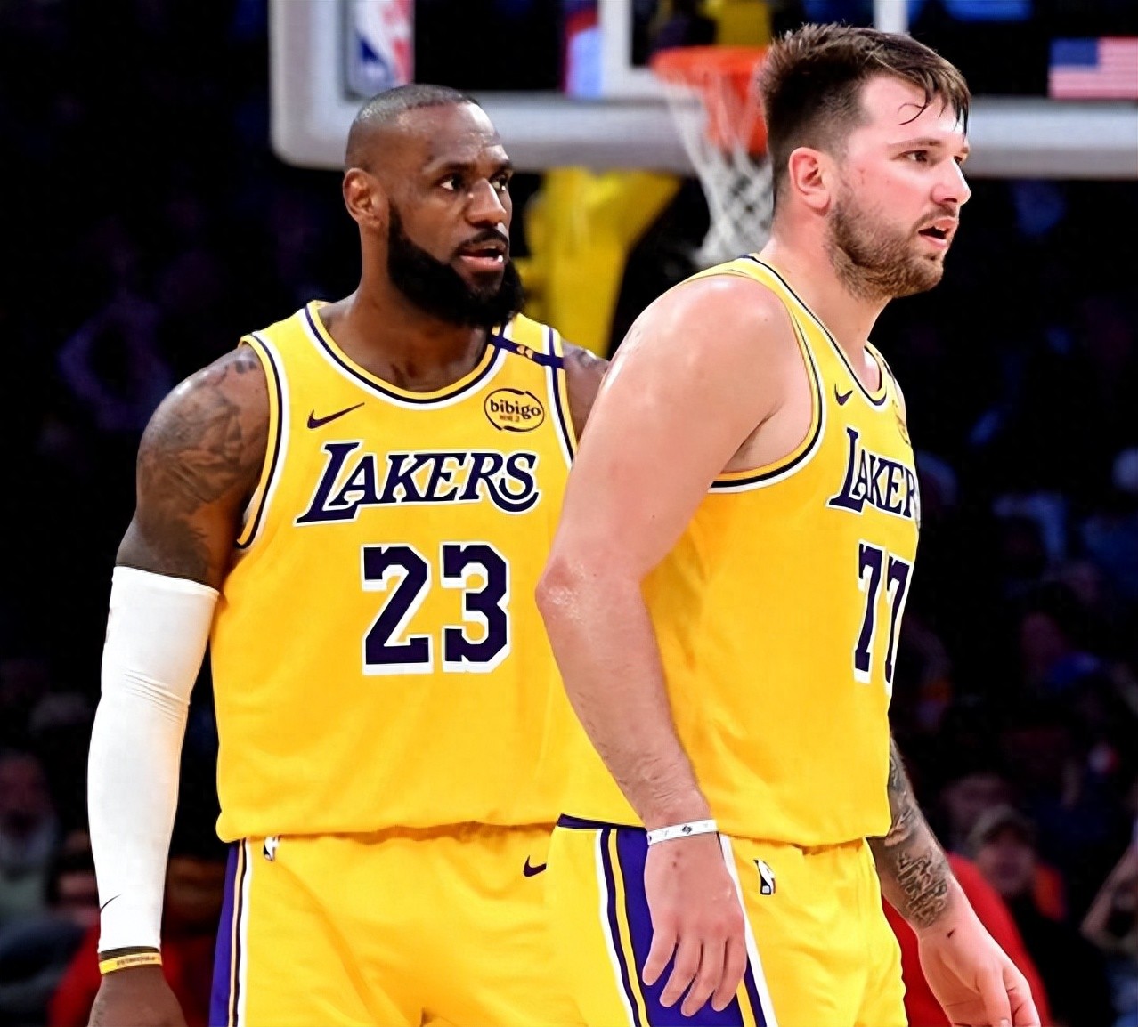 洛杉矶湖人轻取西班牙男篮,勒布朗·詹姆斯开启传奇时刻激烈交锋四强赛,技惊四座的简单介绍 洛杉矶湖人轻取西班牙男篮,勒布朗·詹姆斯开启传奇时刻激烈交锋四强赛,技惊四座的简单介绍