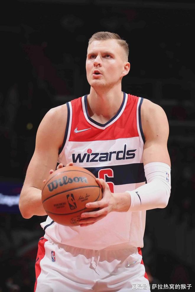 尼克斯翻盘骑士,麦科勒姆高光表现 尼克斯翻盘骑士,麦科勒姆高光表现