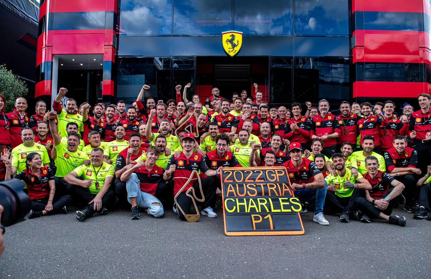 红牛二队力克梅赛德斯，勒克莱尔刷新纪录