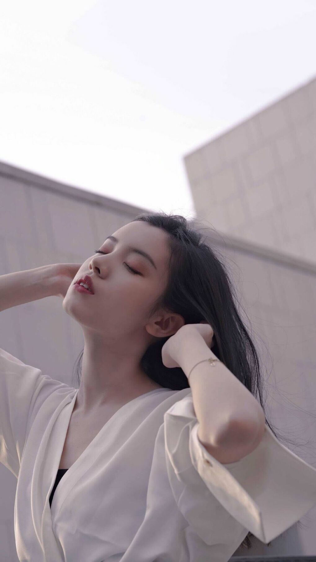 跨洋的篮球风暴，当火箭冲垮热火，米切尔在德甲加冕